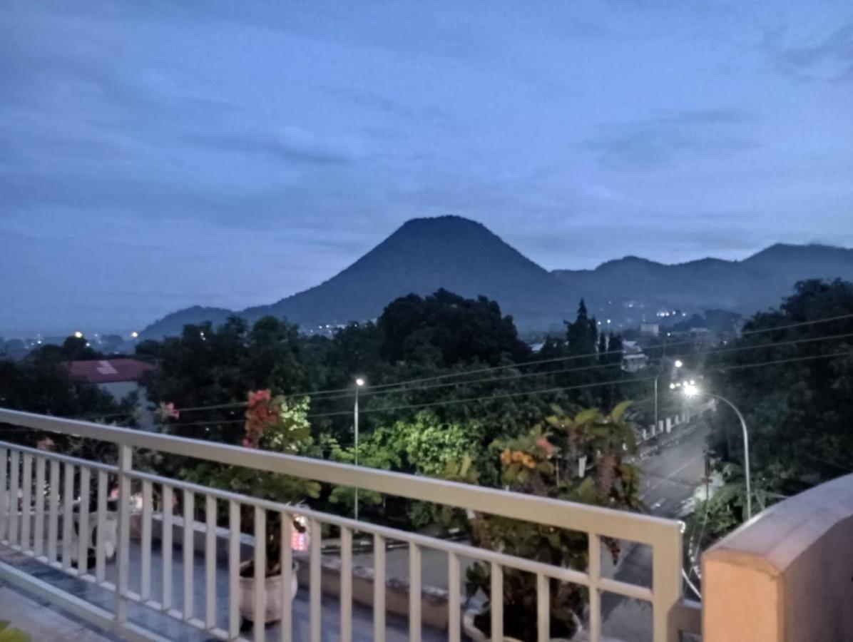 Berlian Hotel Ende Luaran gambar